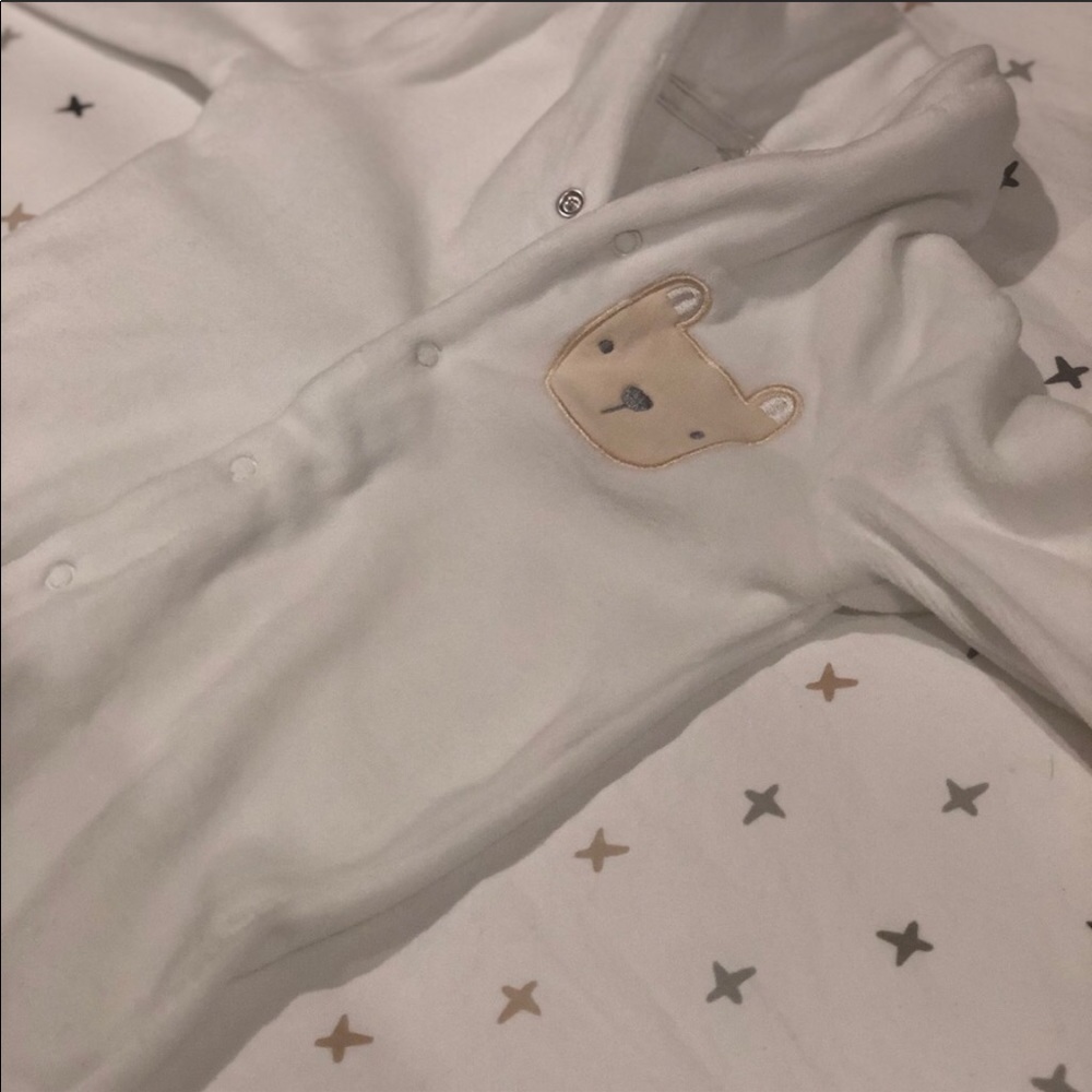 💥4 for $20💥 NWOT • Velour Unisex Baby PJs • NWOT